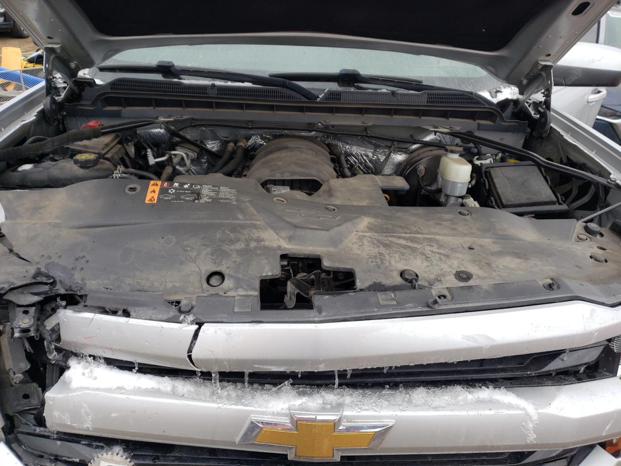 2017 Chevrolet Silverado - Image 11
