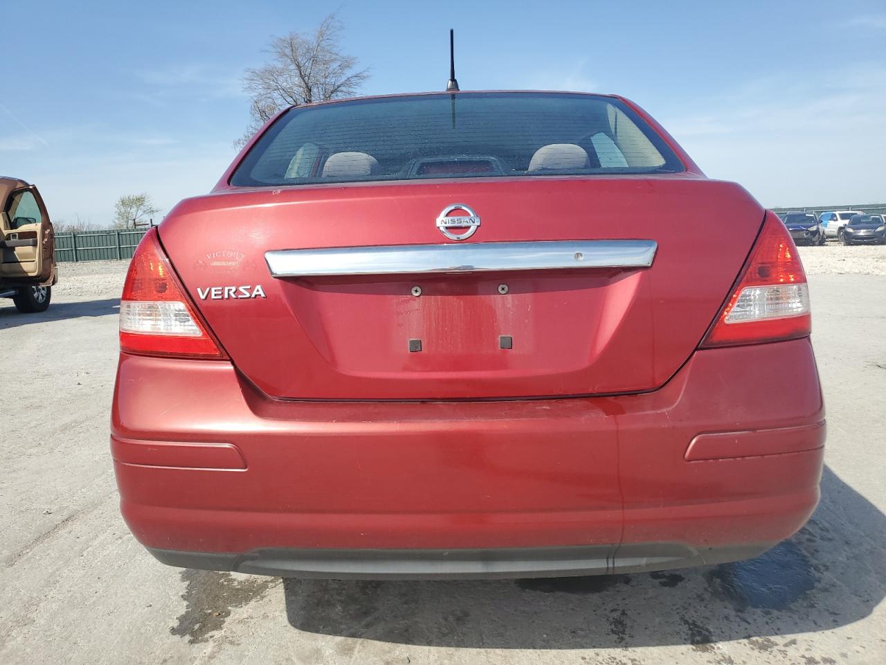 2009 Nissan Versa S VIN: 3N1BC11E79L400561 Lot: 46428134