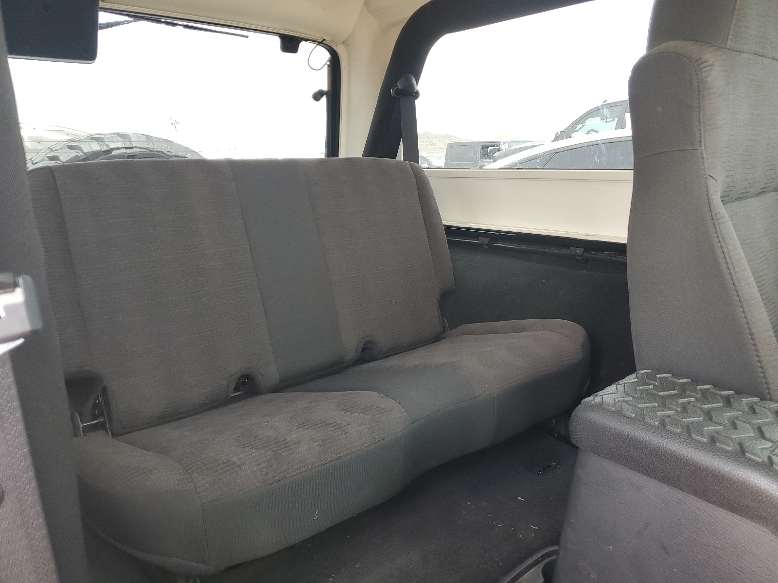 1J4FA64S35P343898 2005 Jeep Wrangler / Tj Unlimited Rubicon