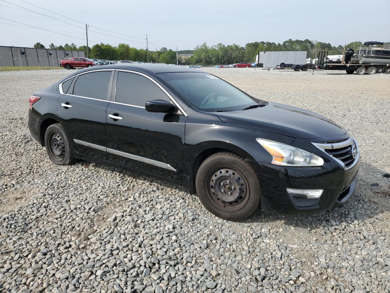2015 Nissan Altima - Image 4