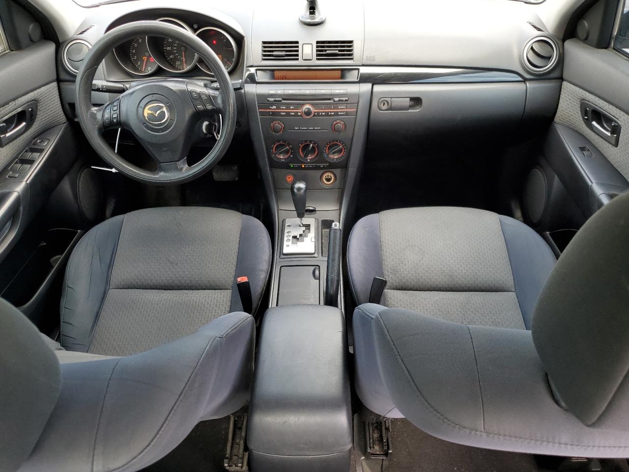 2004 Mazda 3 I VIN: JM1BK12F041162561 Lot: 48843124