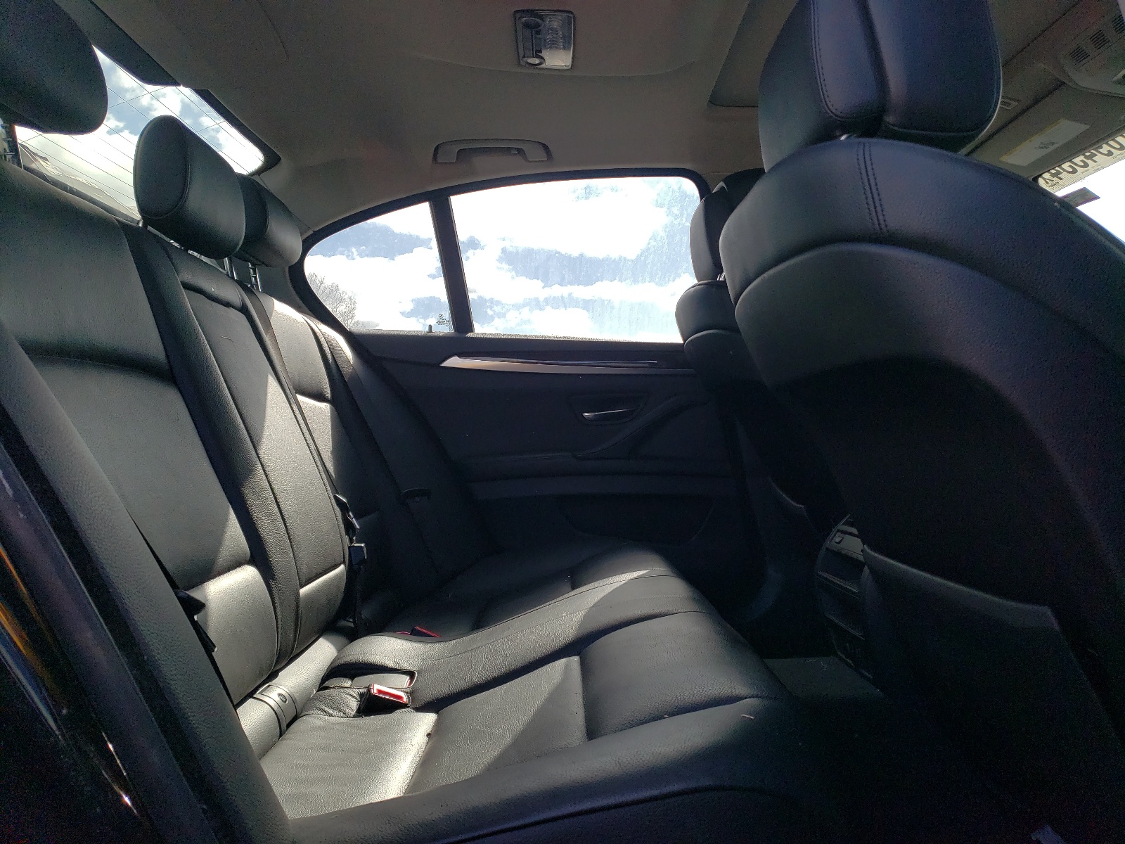 WBAXH5C56CDW08692 2012 BMW 528 Xi