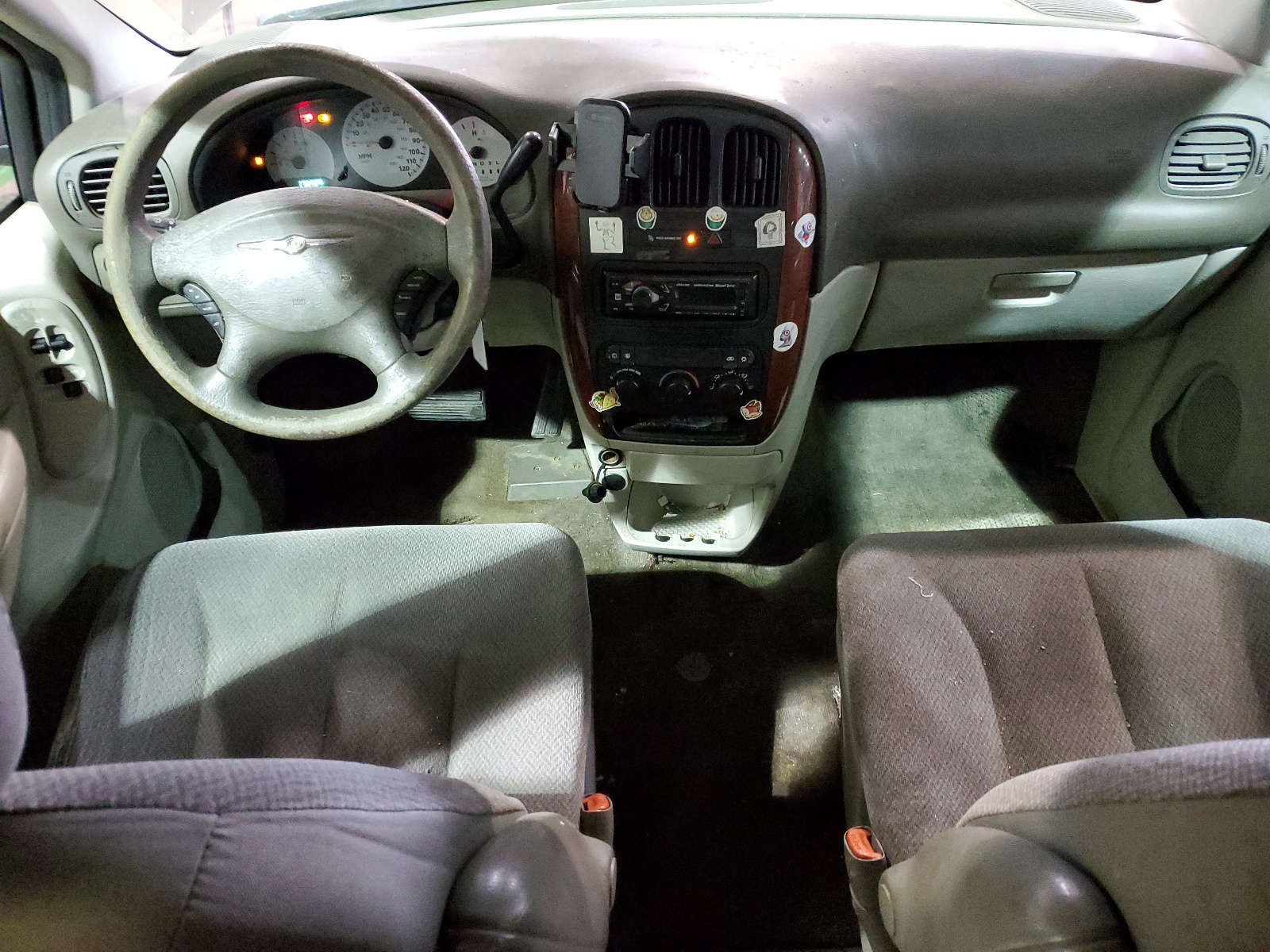 2C4GP44R55R151844 2005 Chrysler Town & Country Lx