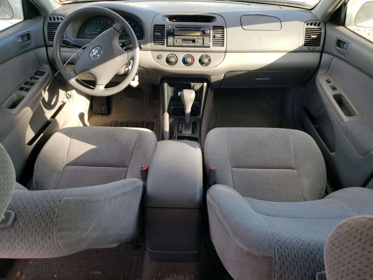 2003 Toyota Camry Le VIN: 4T1BE32K53U185276 Lot: 46933844