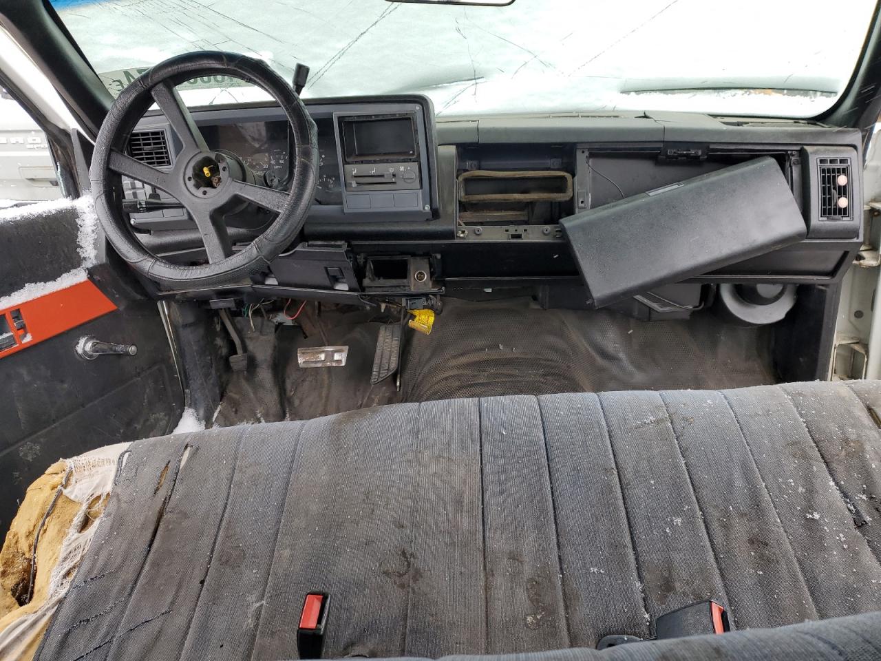 1993 Chevrolet Gmt-400 C3500 VIN: 1GBGC33K3PJ398723 Lot: 46080874