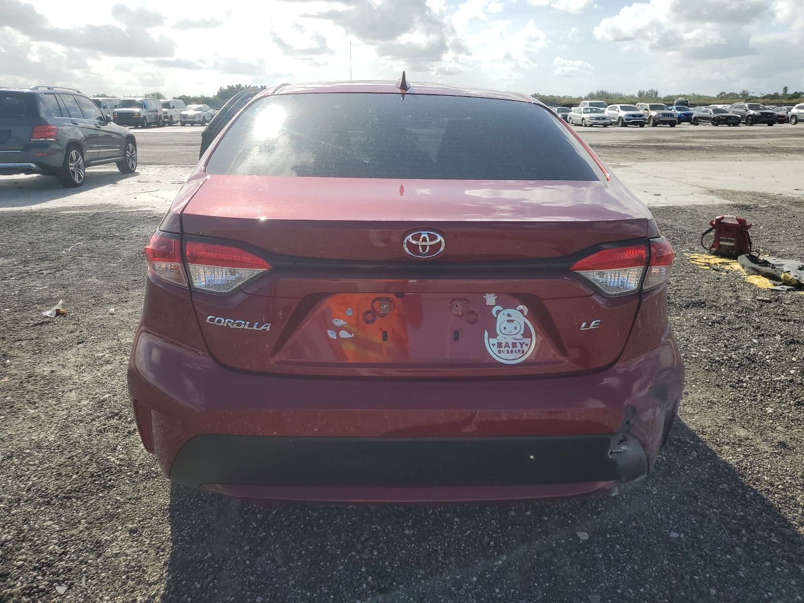 2022 Toyota Corolla Le vin: JTDEPMAE8NJ218126