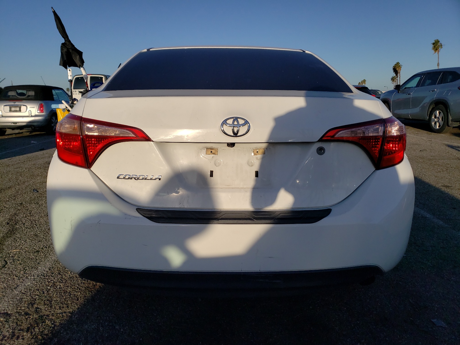 2017 Toyota Corolla L vin: 5YFBURHE0HP721762