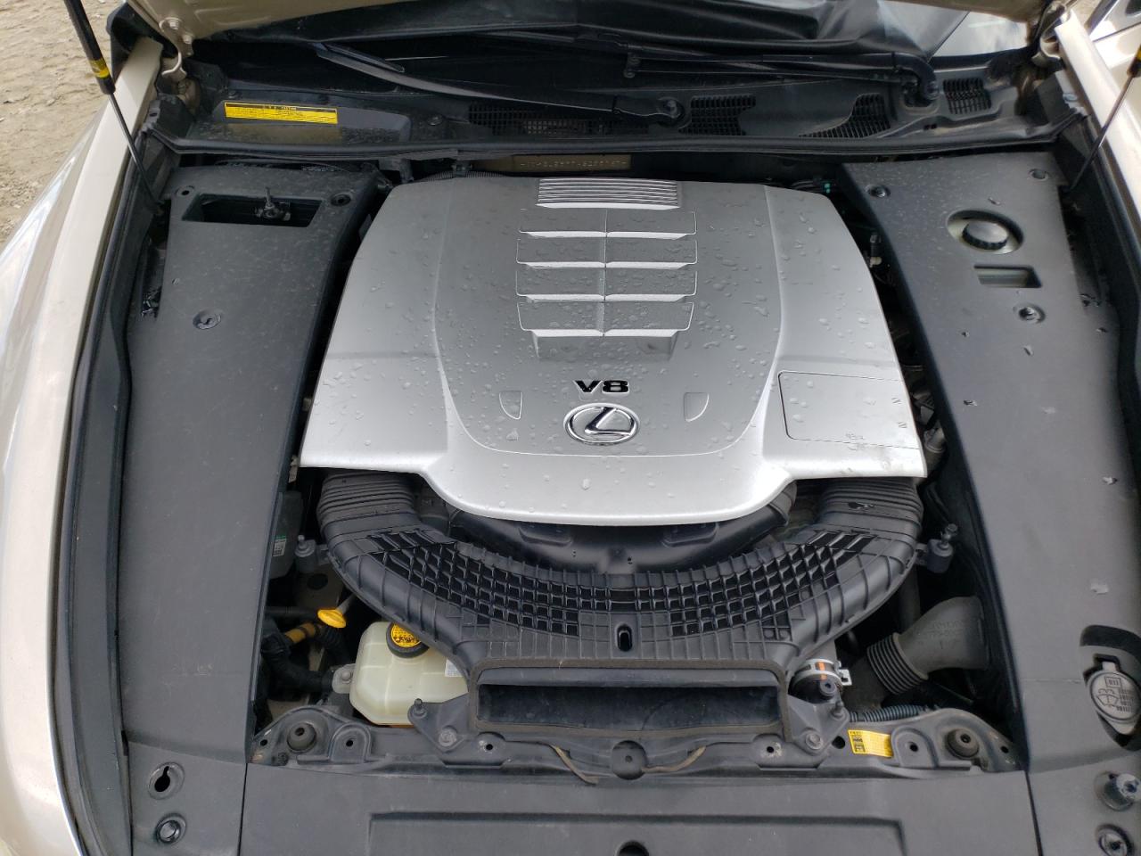 2010 Lexus LS - Image 11