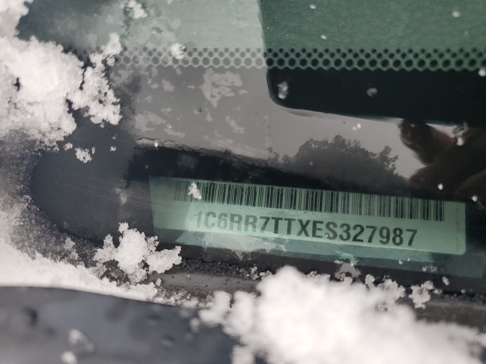 1C6RR7TTXES327987 2014 Ram 1500 Slt