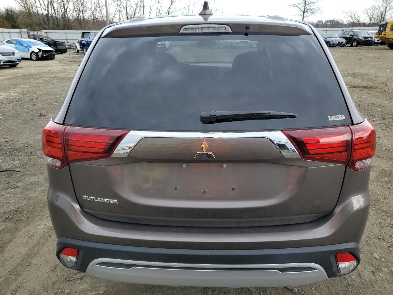 2020 Mitsubishi Outlander Se VIN: JA4AZ3A30LZ011319 Lot: 46963854