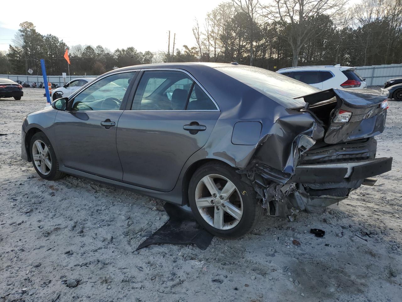 2014 Toyota Camry - Image 2