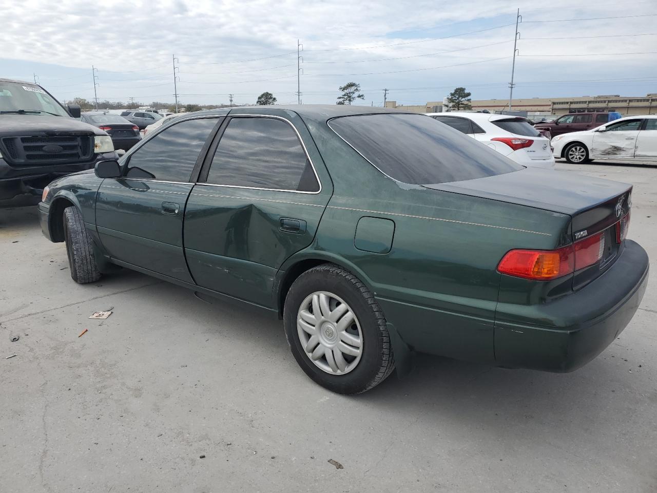 2000 Toyota Camry - Image 2