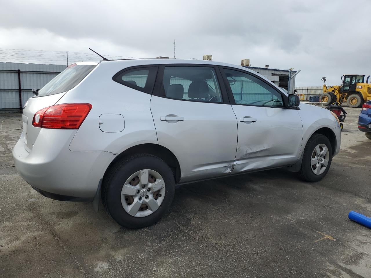 2009 Nissan Rogue - Image 3