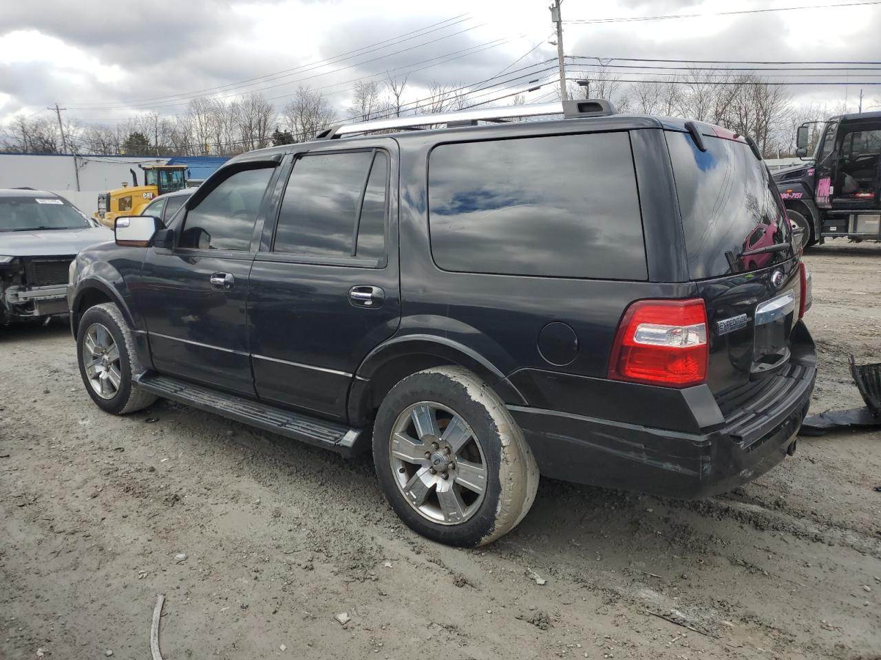 2012 Ford Expedition - Image 2