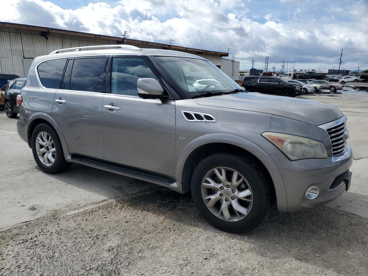 2014 Infiniti QX80 - Image 4
