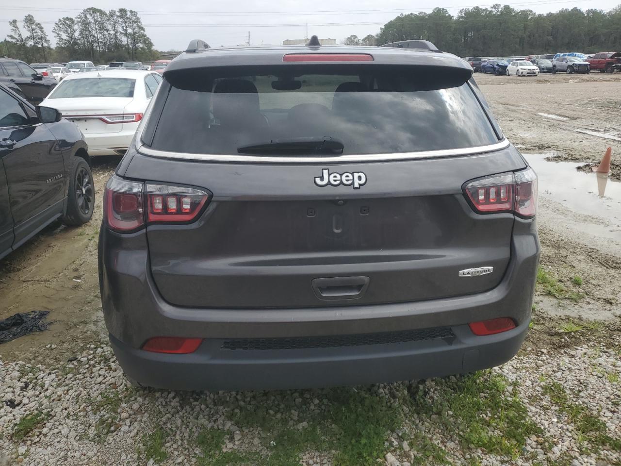 2021 Jeep Compass - Image 6