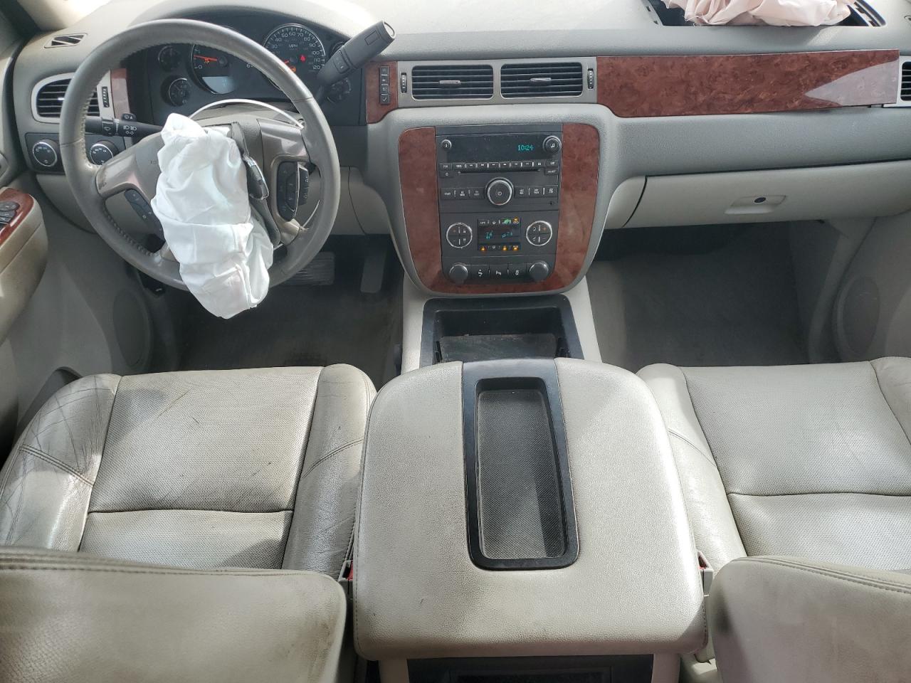 2013 Chevrolet Silverado - Image 8