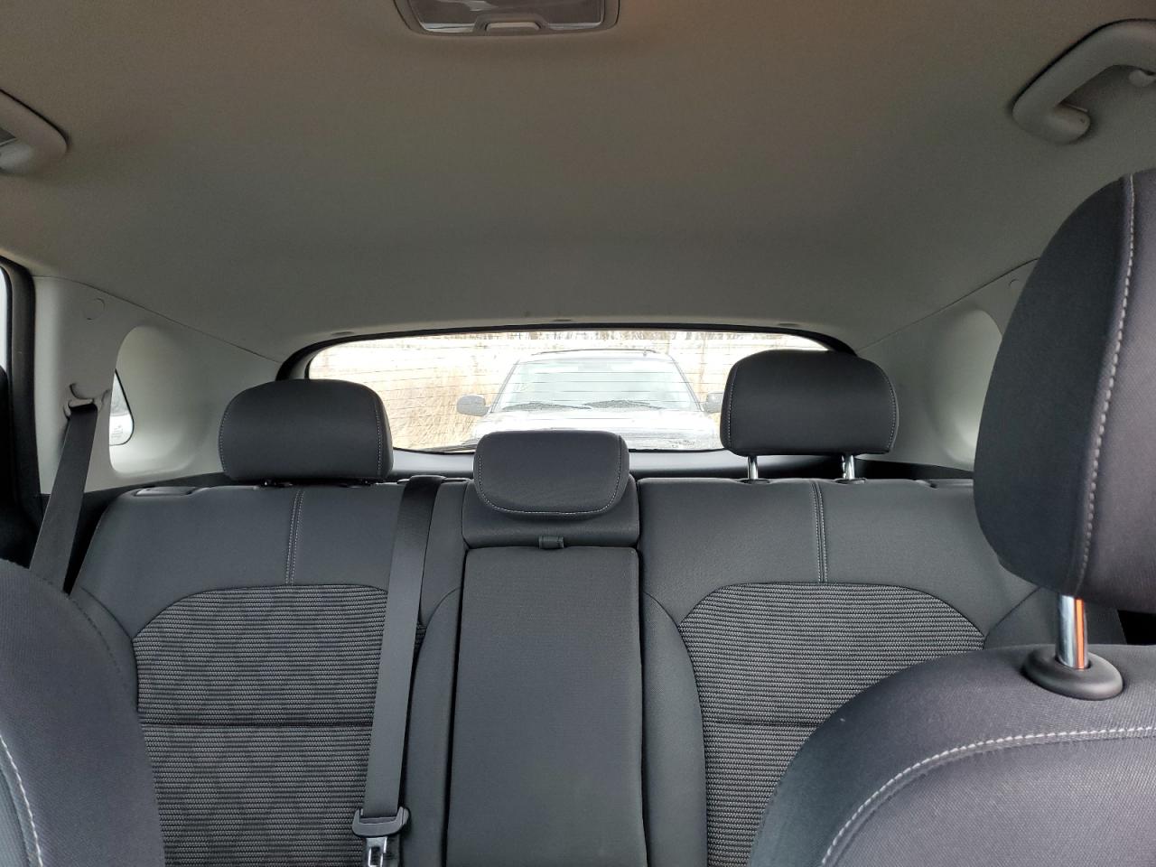 2019 Kia Niro - Image 10