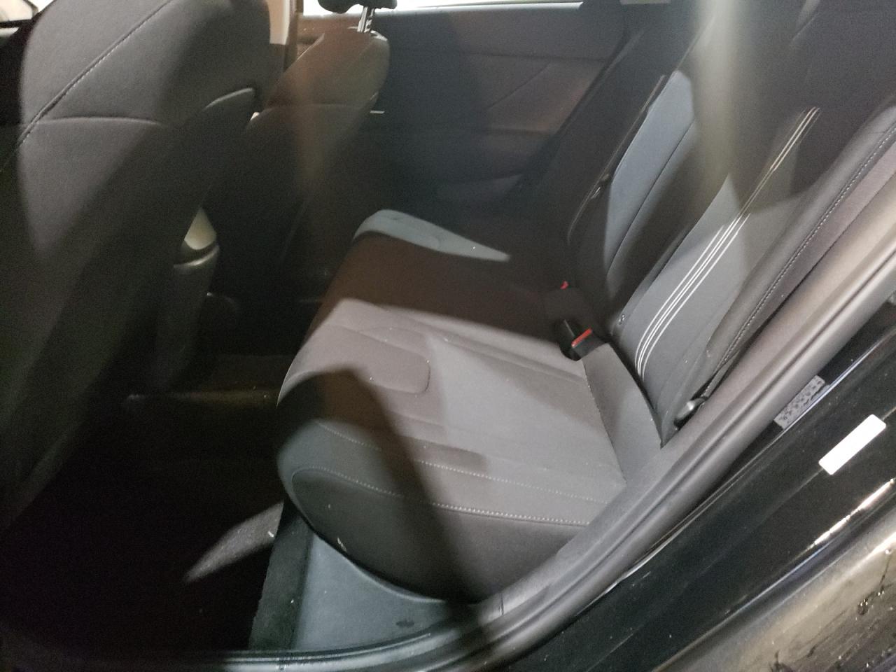 2023 Hyundai Elantra - Image 11