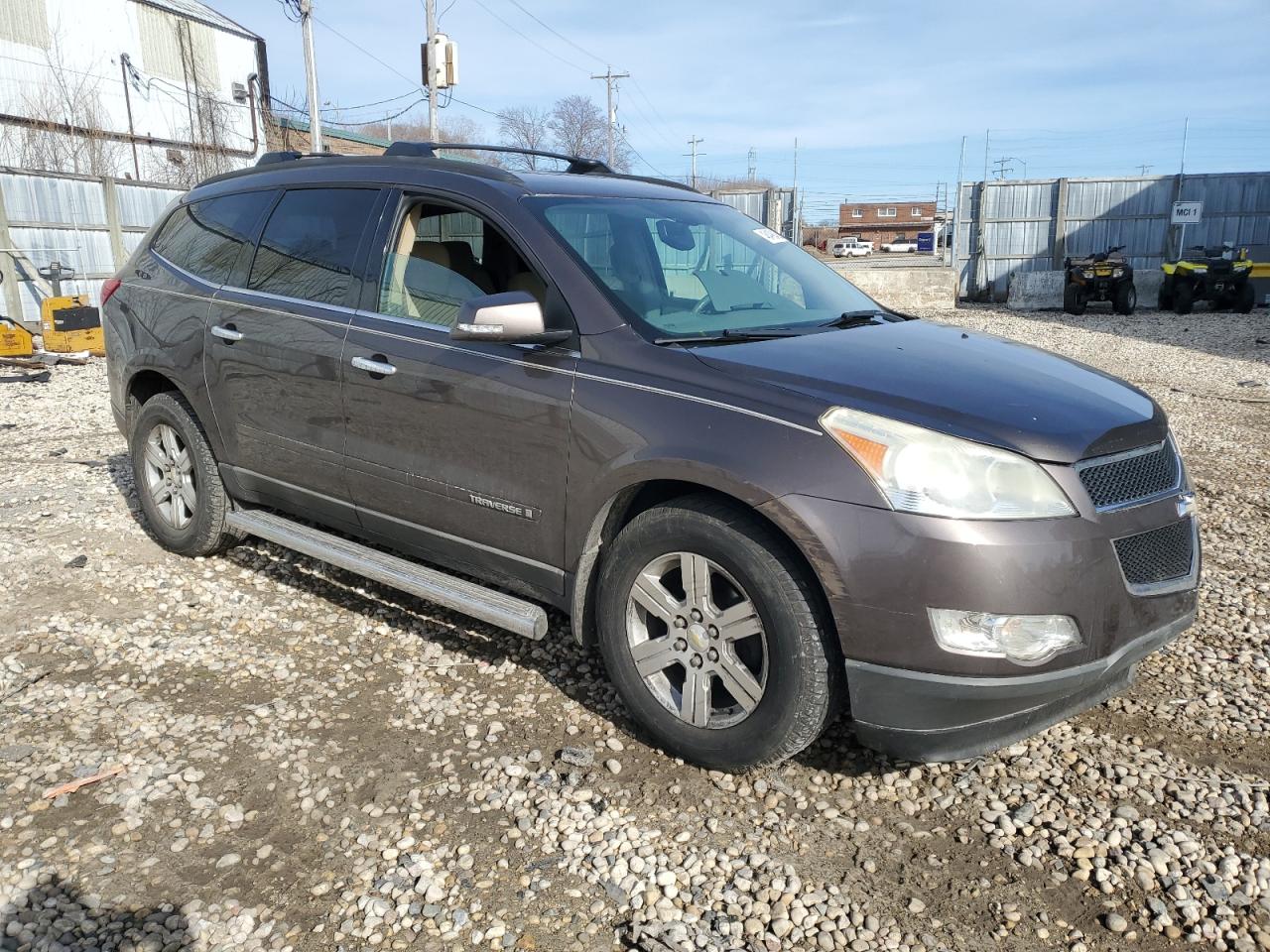 2009 Chevrolet Traverse - Image 4