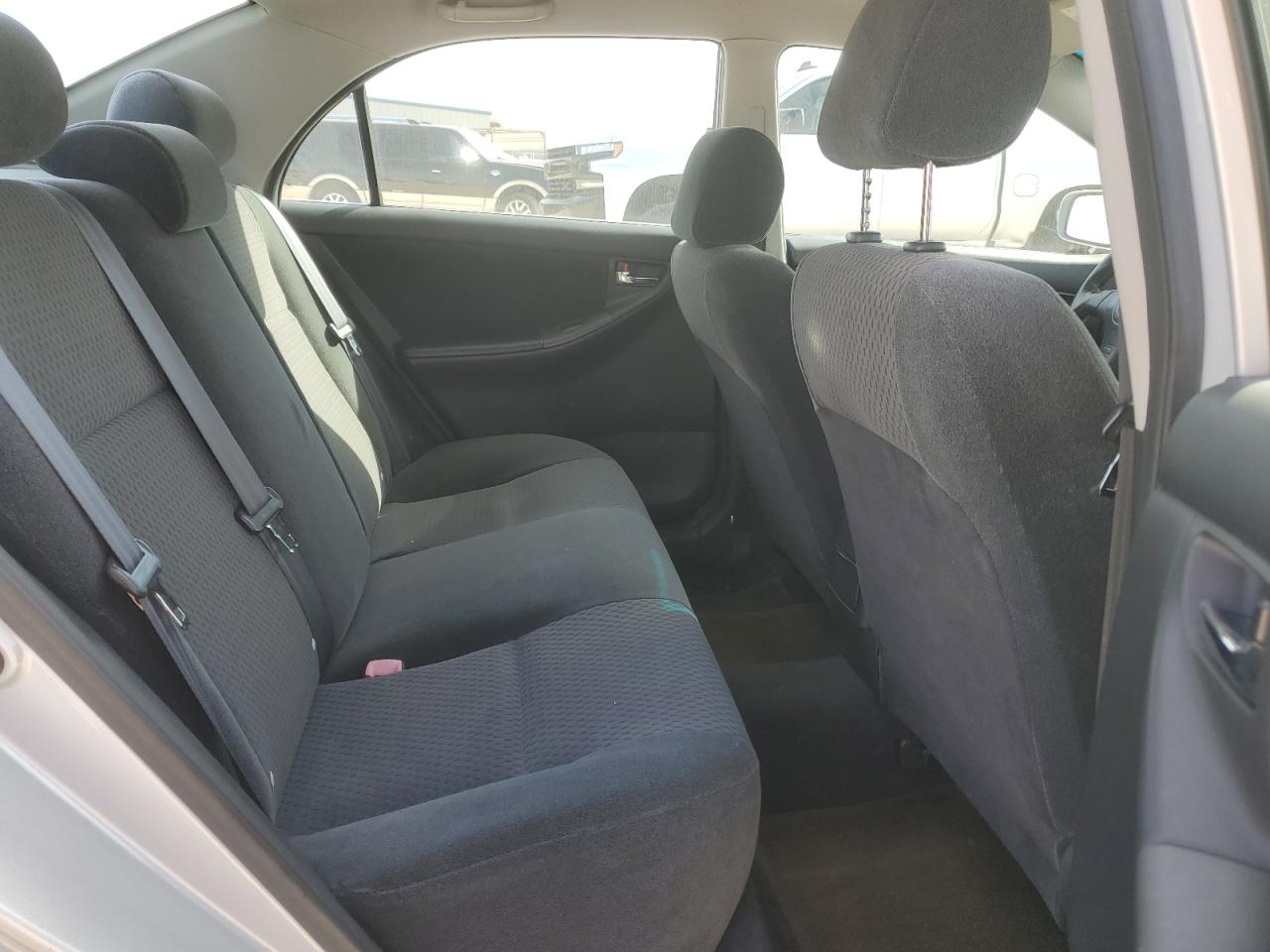 2005 Toyota Corolla - Image 10