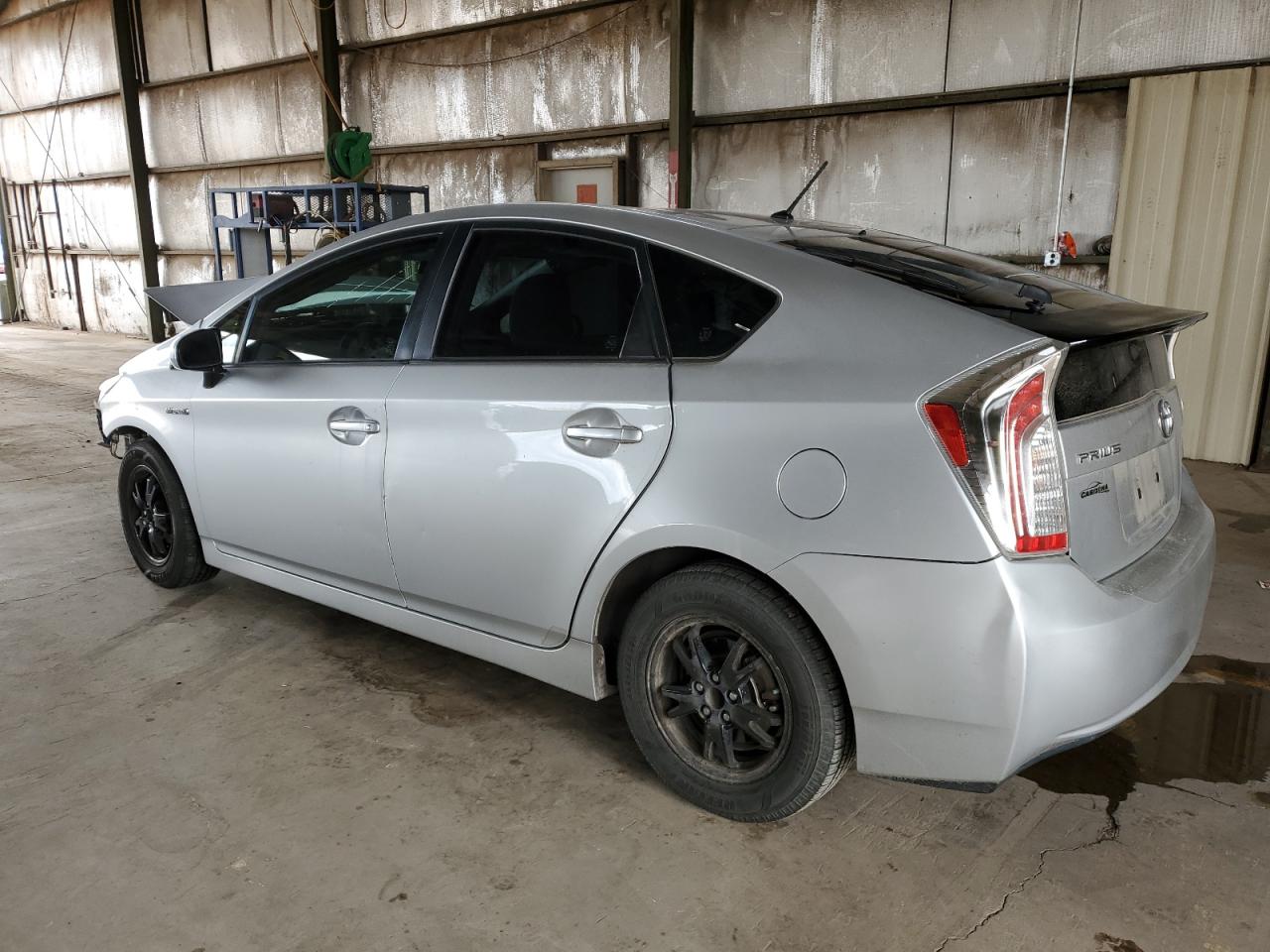 2013 Toyota Prius - Image 2