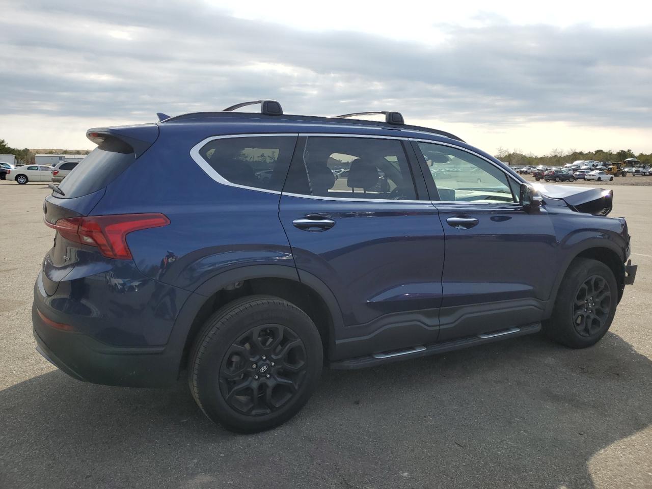 2022 Hyundai Santa Fe - Image 3