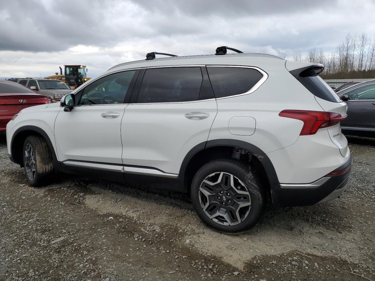 2023 Hyundai Santa Fe - Image 2