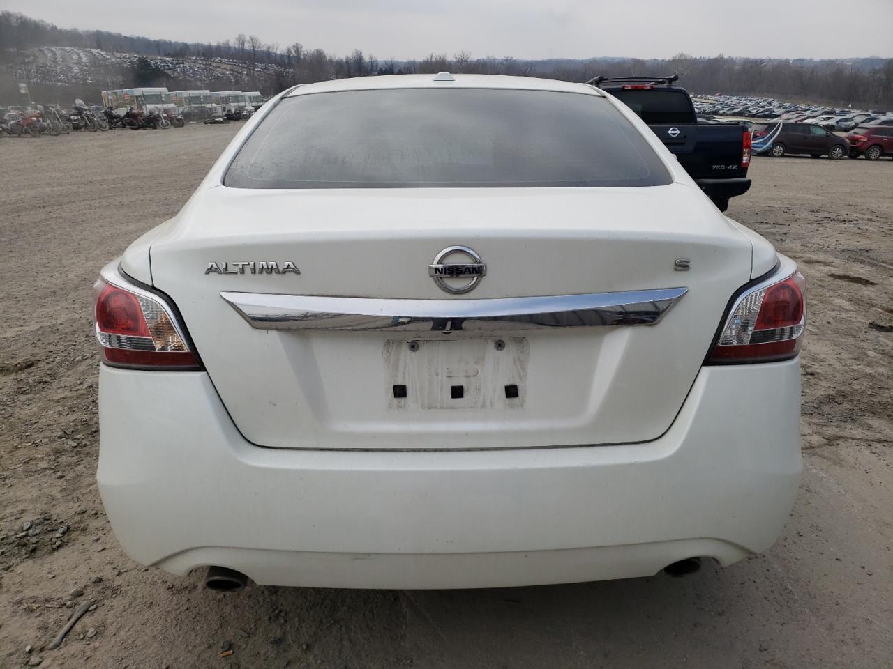 2015 Nissan Altima - Image 6