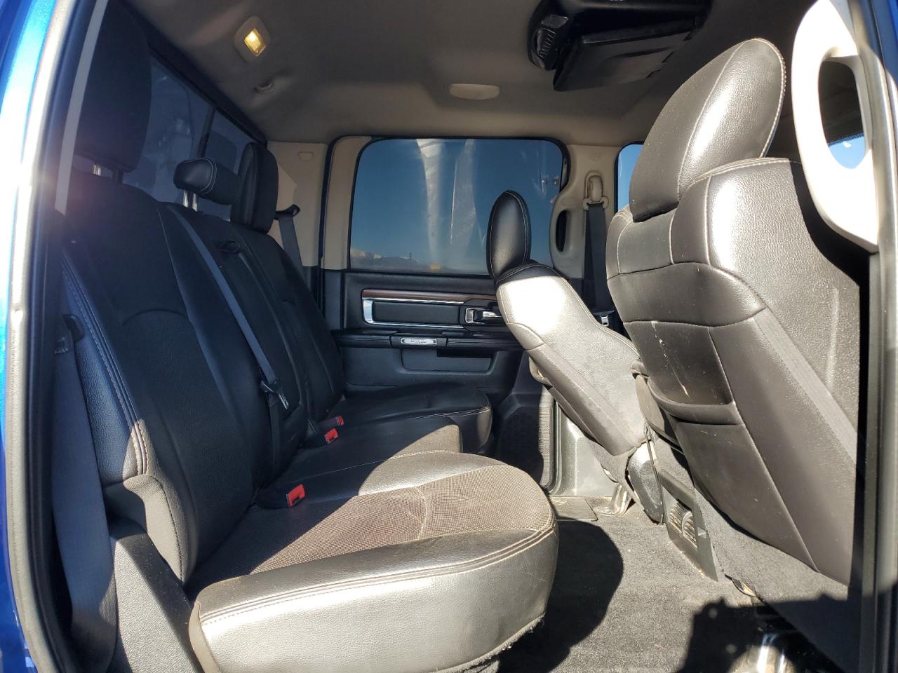 2016 RAM 2500 - Image 10