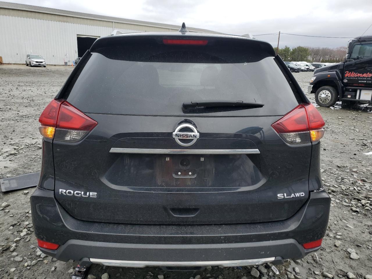 5N1AT2MV9JC744169 NISSAN ROGUE 2018