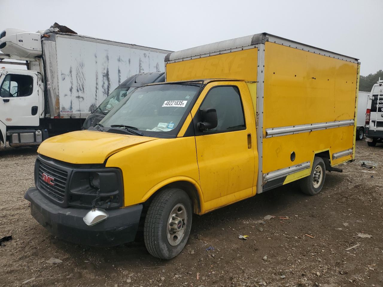 2011 GMC Savana - Image 1