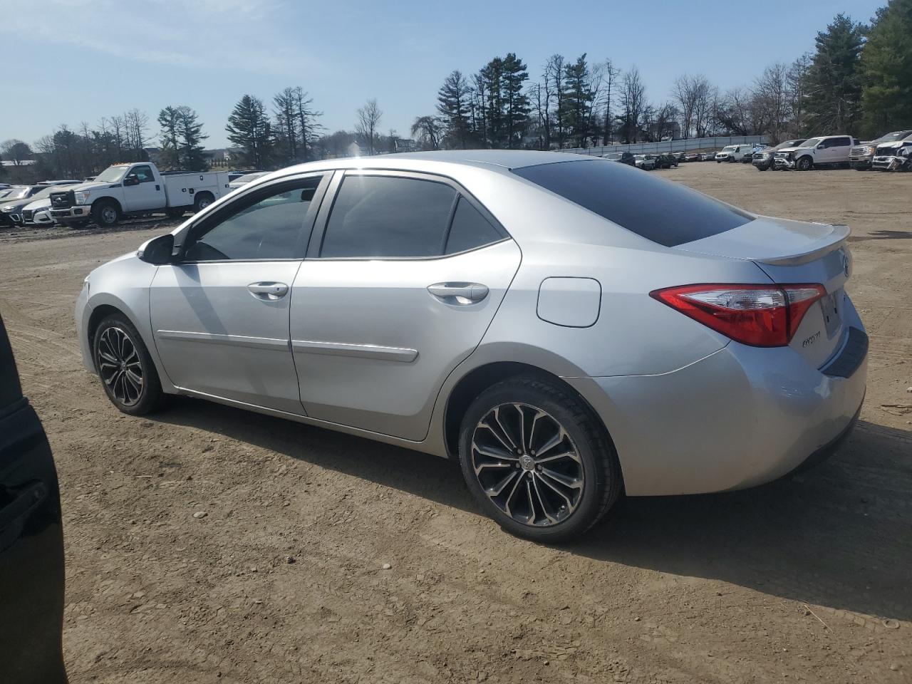 2015 Toyota Corolla - Image 2