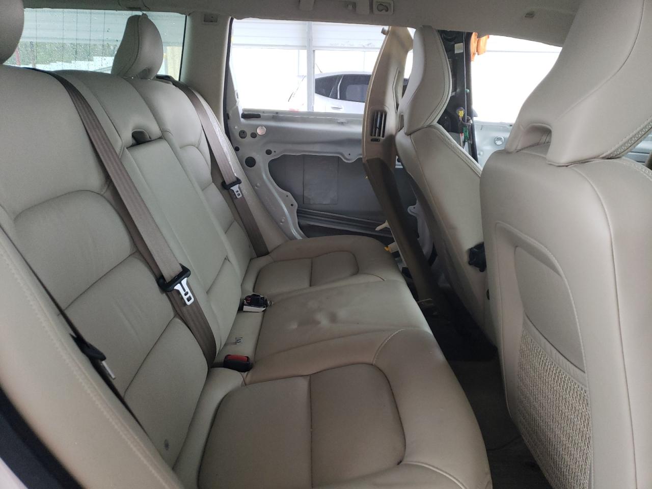 2009 Volvo XC70 - Image 11