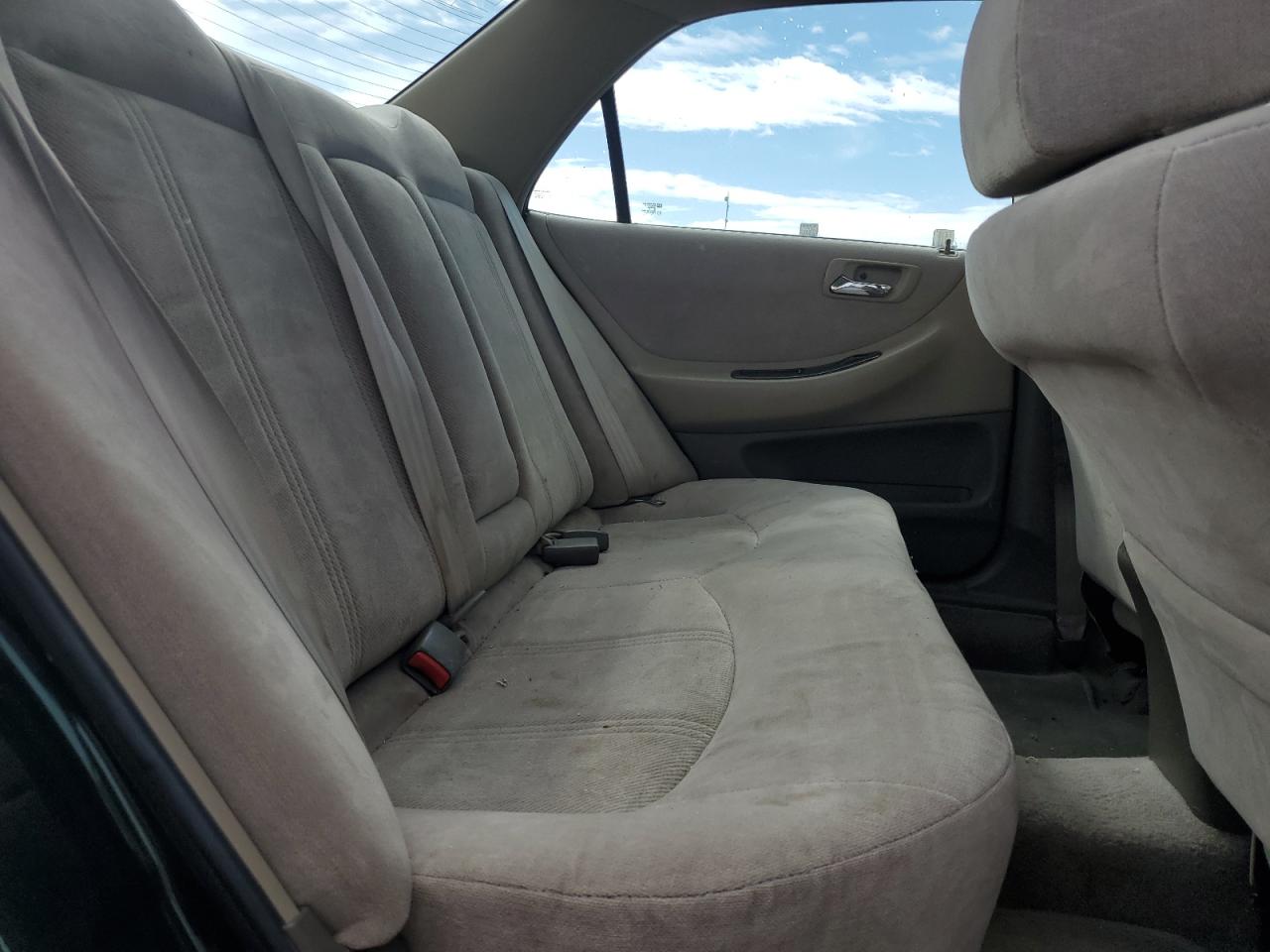 2000 Honda Accord - Image 10