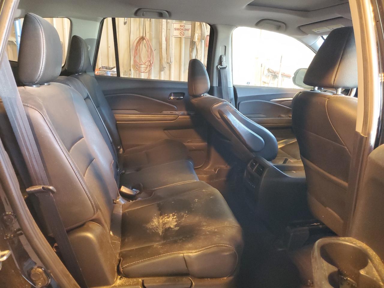 5FNYF5H50HB004481 HONDA PILOT 2017