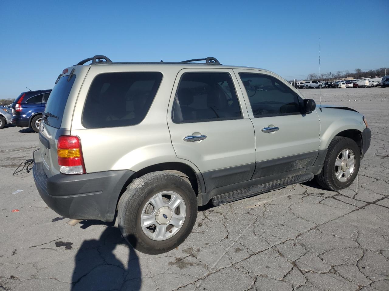 2003 Ford Escape - Image 3