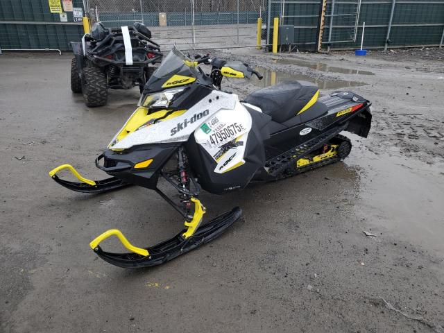 2016 SKIDOO REV