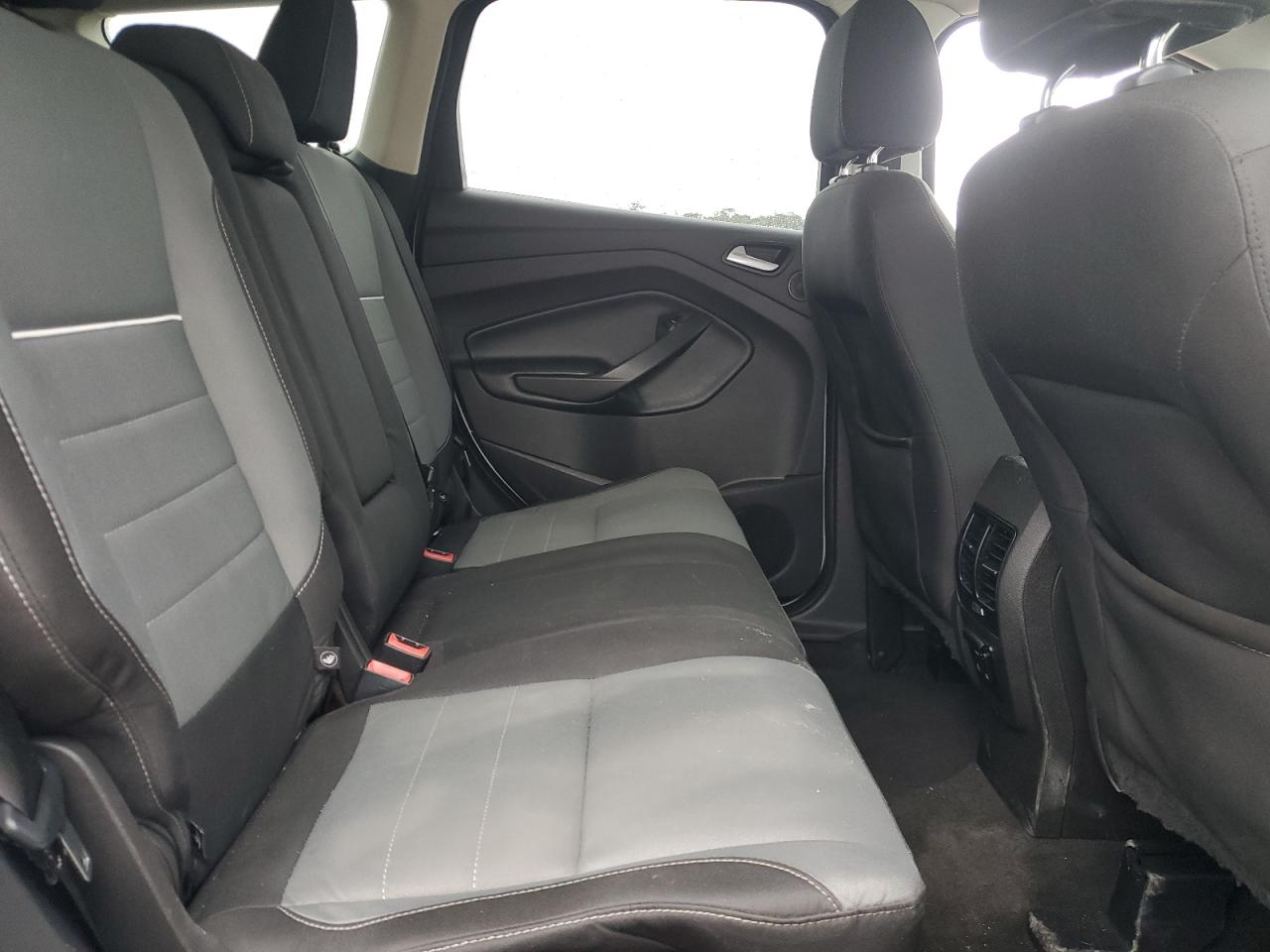 2015 Ford Escape - Image 10