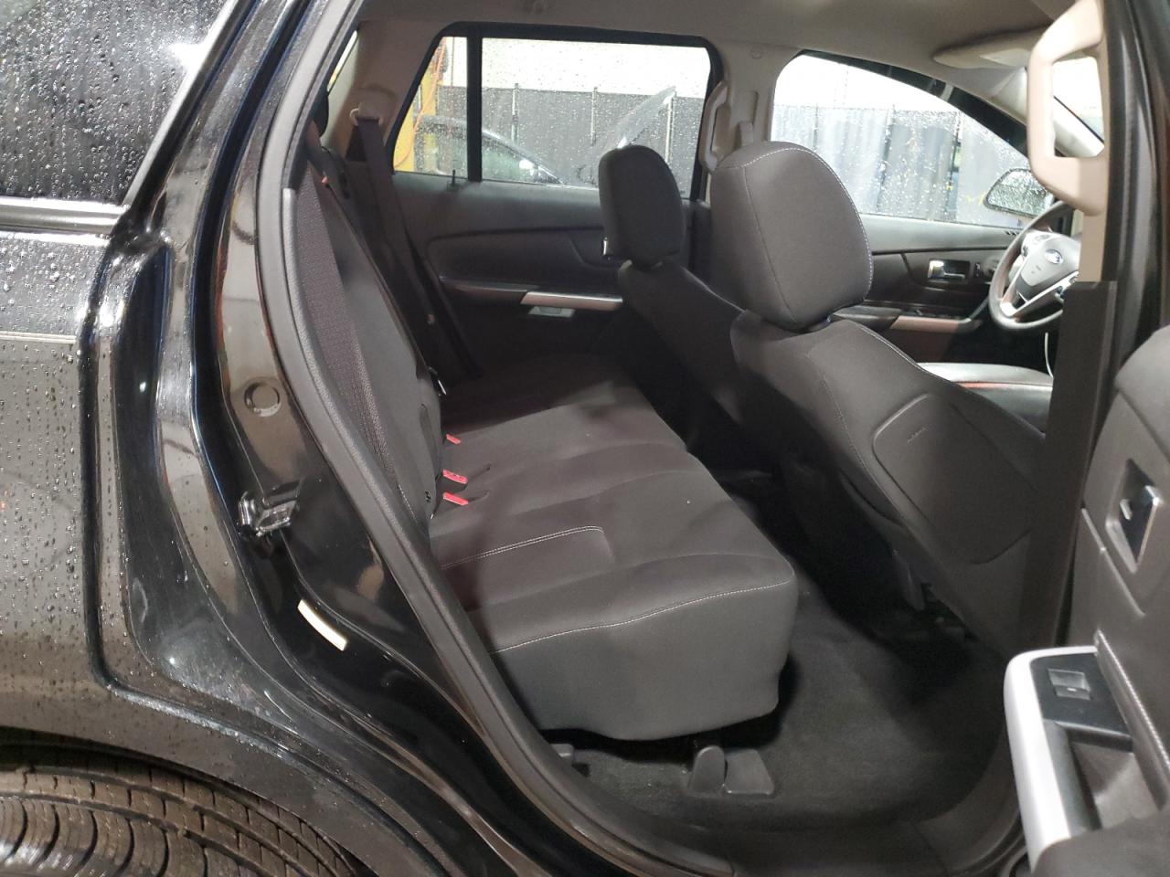 2014 Ford Edge - Image 11