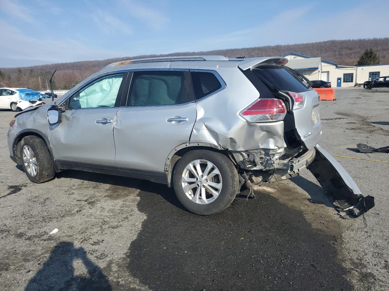 KNMAT2MV0GP677984 NISSAN ROGUE 2016