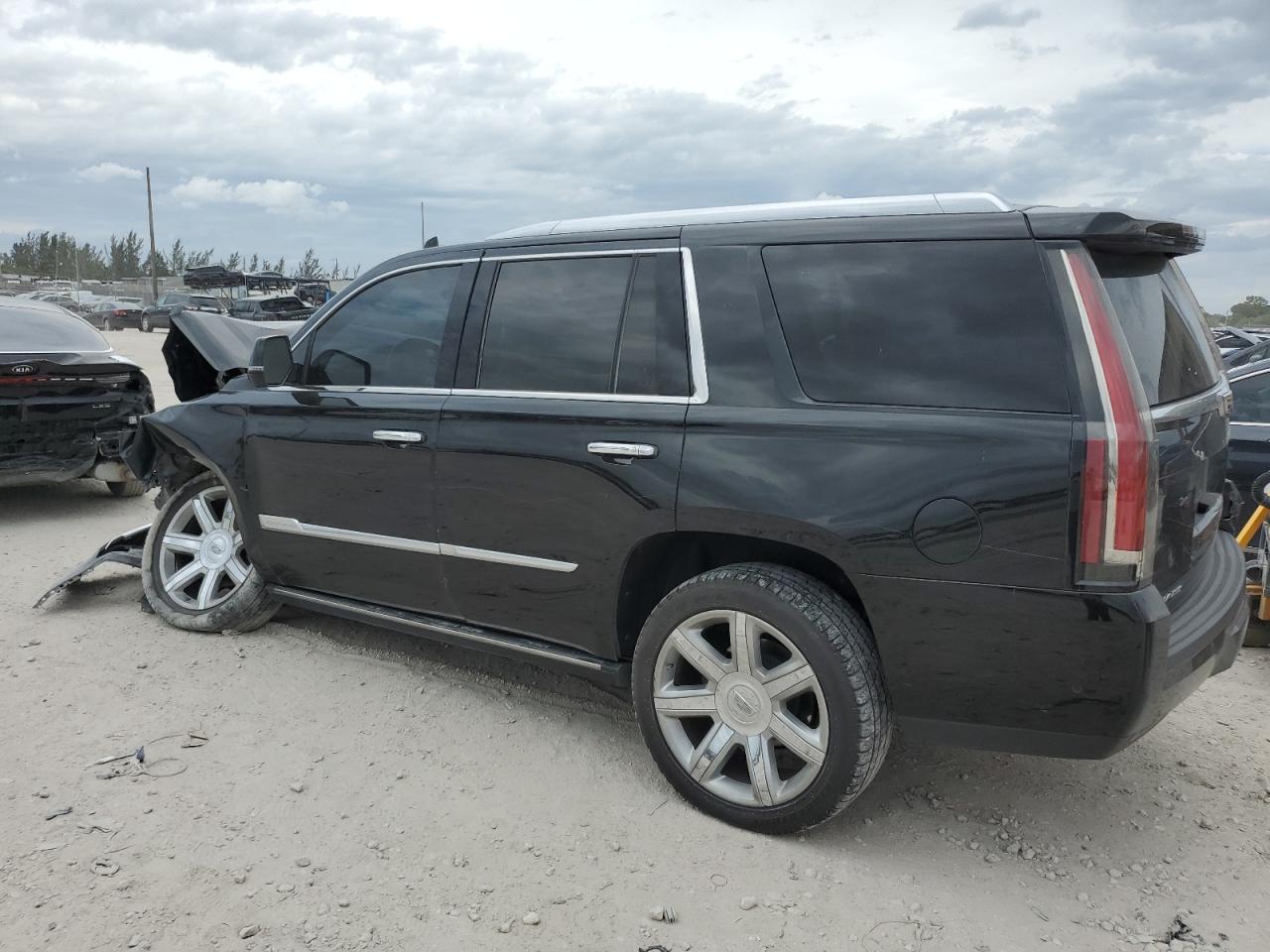 2020 Cadillac Escalade - Image 2