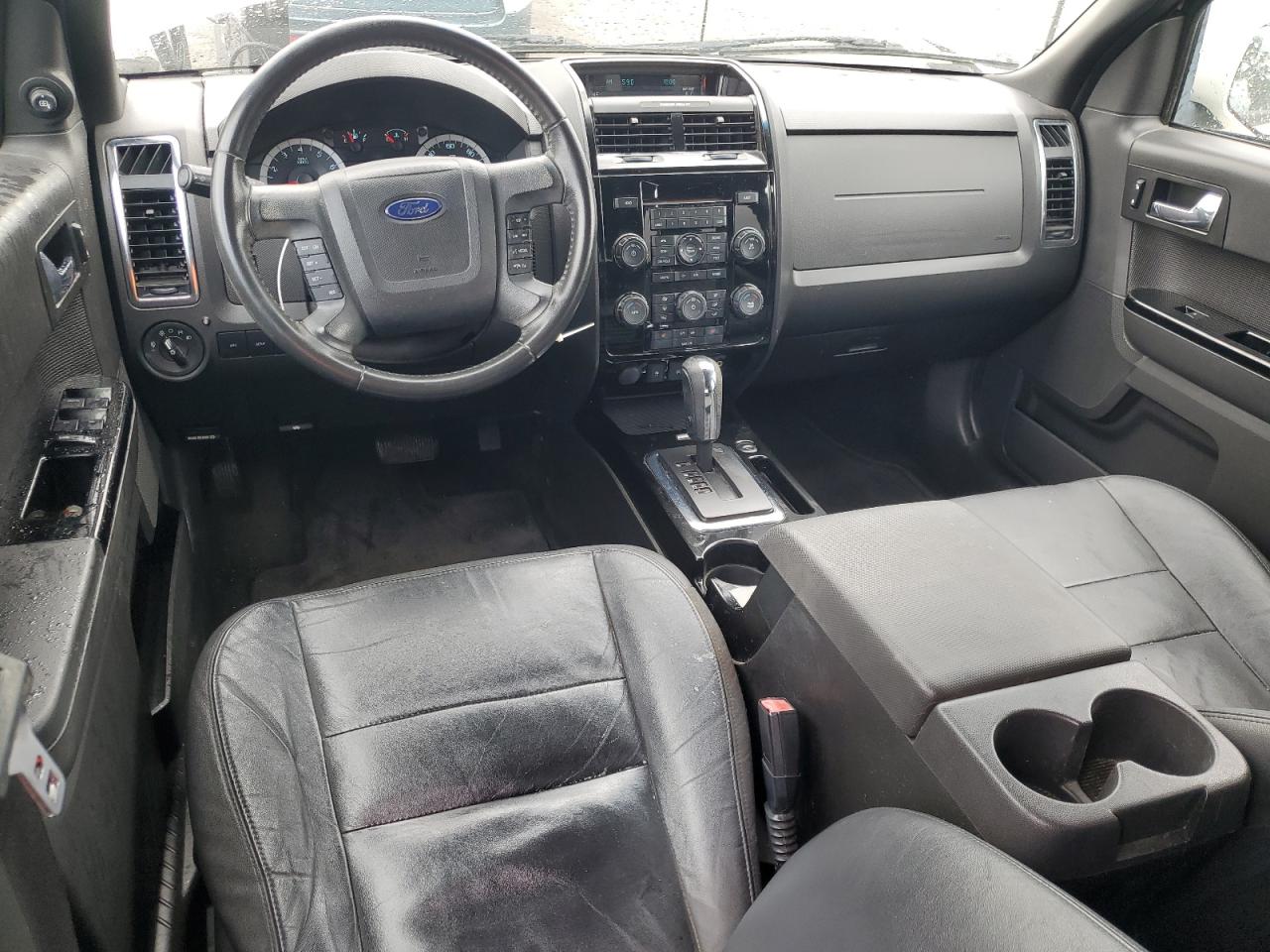 2010 Ford Escape - Image 8