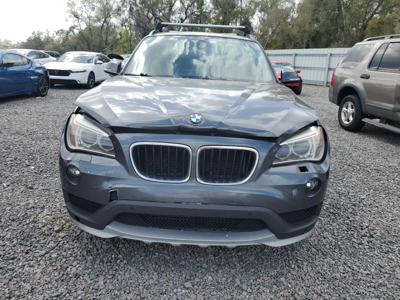 2015 BMW X1 - Image 5