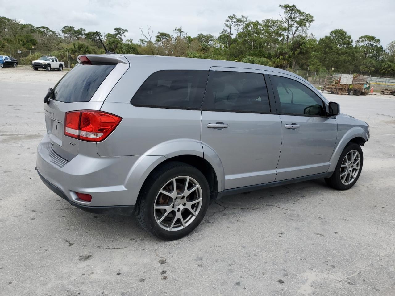 2017 Dodge Journey - Image 3