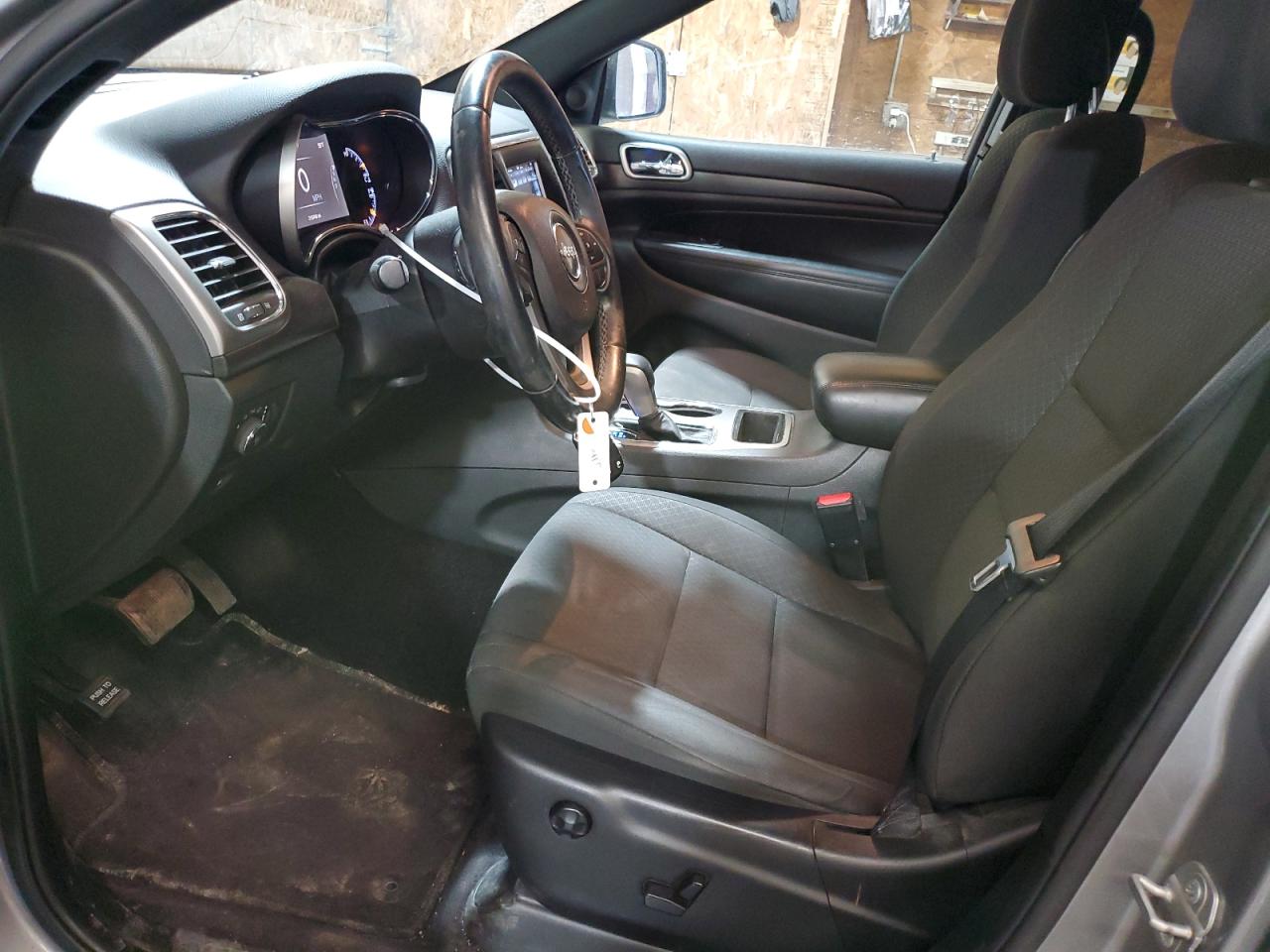 2018 Jeep Grand Cherokee - Image 7