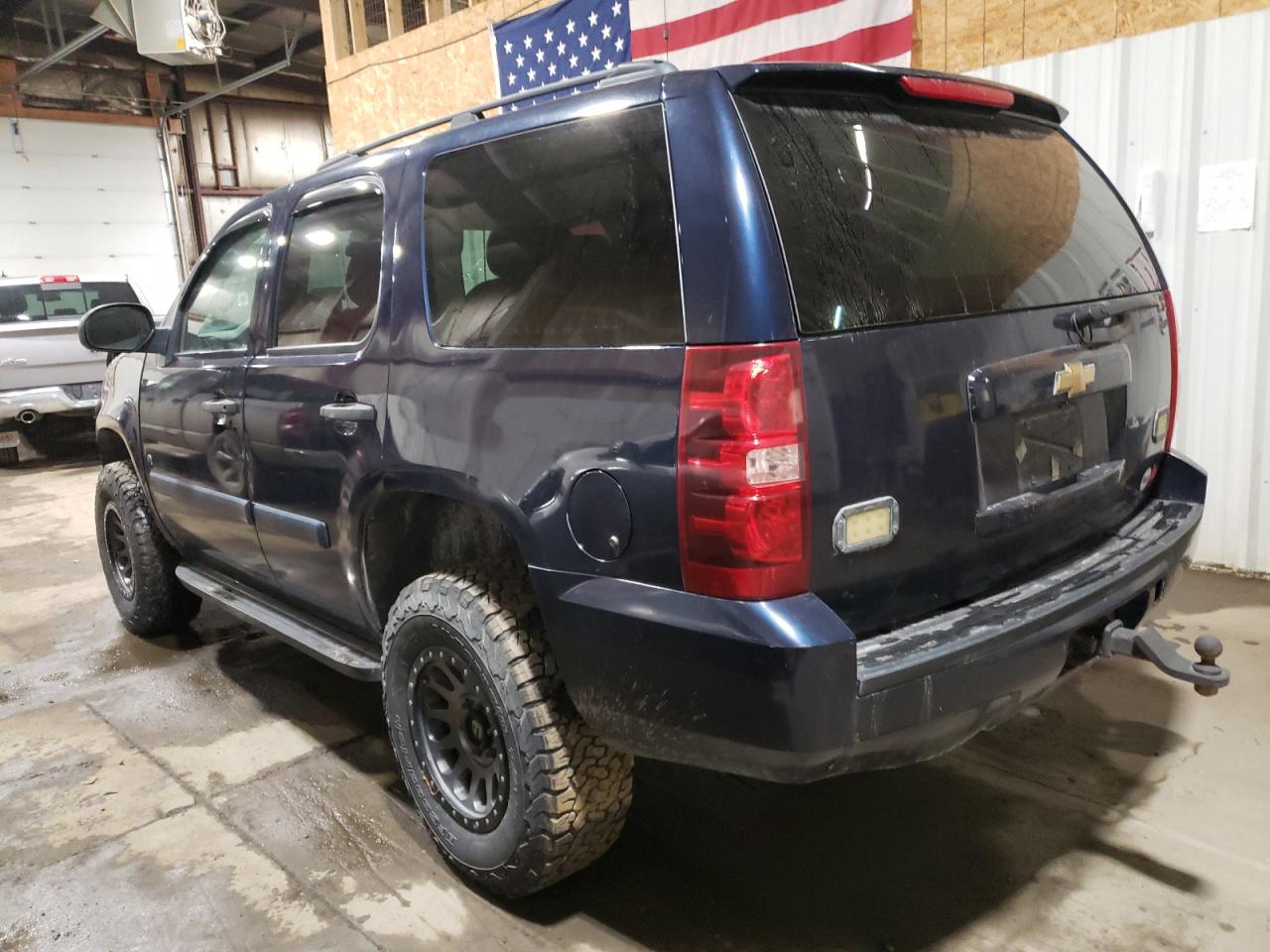 2007 Chevrolet Tahoe - Image 2