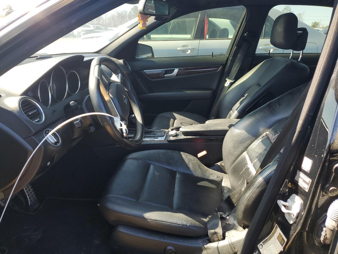 2012 Mercedes-Benz C 300 4Matic VIN: WDDGF8BB7CF914232 Lot: 46606515
