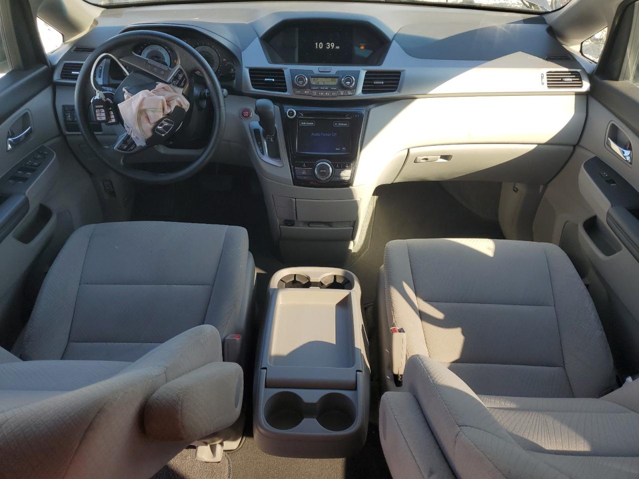 2016 Honda Odyssey - Image 8