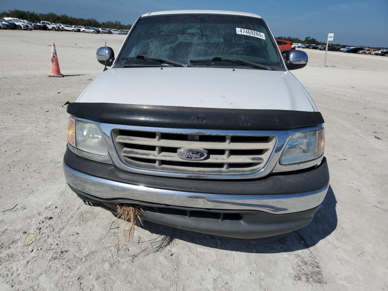 2001 Ford F-150 - Image 5